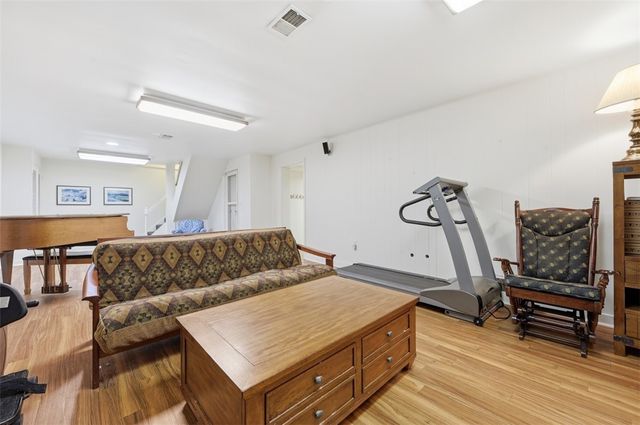 144 Springhouse Lane, Fox Chapel, PA 15238