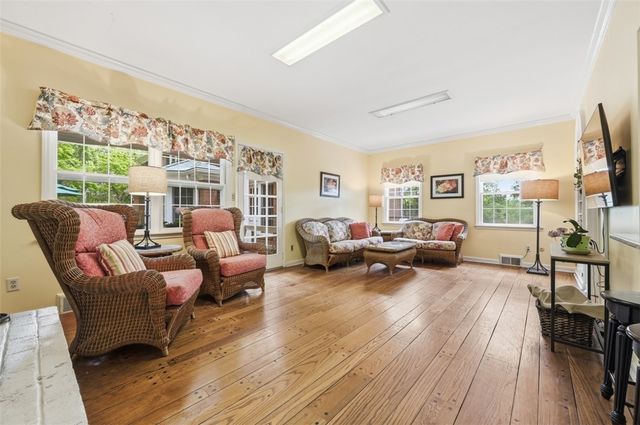 144 Springhouse Lane, Fox Chapel, PA 15238