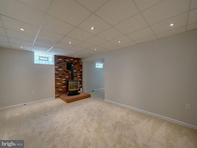 9121 SUMMER PARK DR, Baltimore, MD 21234