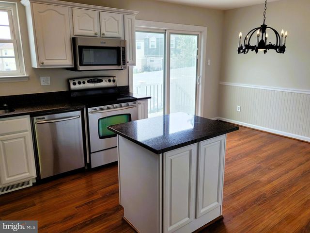9121 SUMMER PARK DR, Baltimore, MD 21234