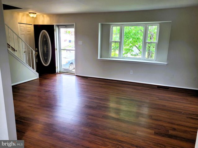 9121 SUMMER PARK DR, Baltimore, MD 21234
