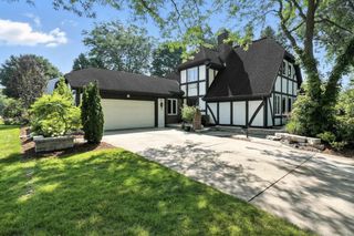 1908 Bobolink AVENUE, Grafton, WI 53024