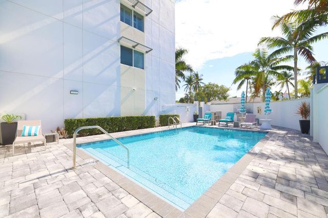 601 N Ocean Boulevard, Boca Raton, FL 33432