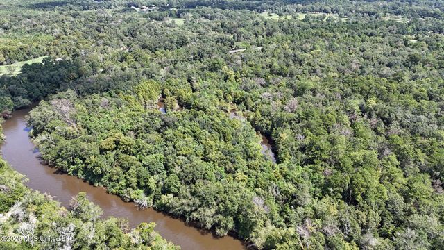 21448 Tucker Road, Long Beach, MS 39560