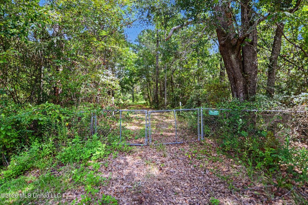 21448 Tucker Road, Long Beach, MS 39560