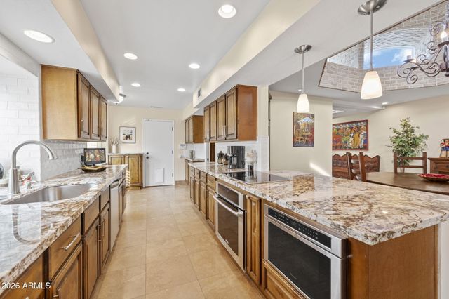 5801 N 25TH Place, Phoenix, AZ 85016