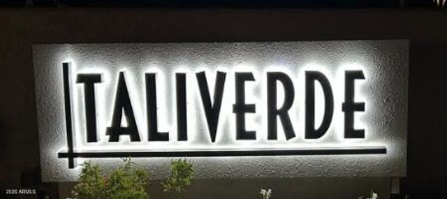 5801 N 25TH Place, Phoenix, AZ 85016