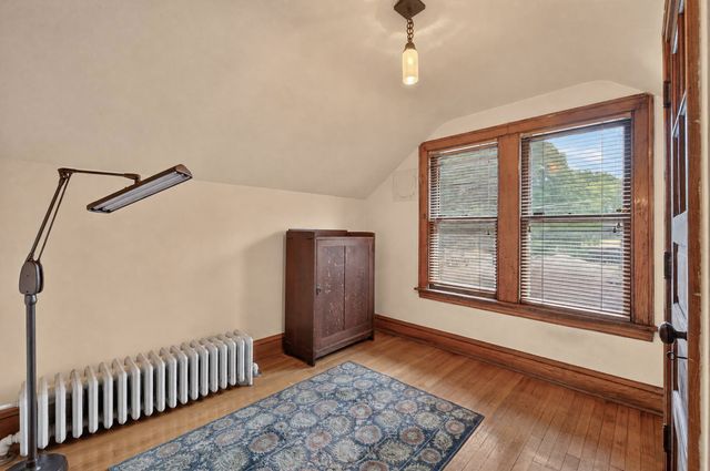 1100 S Scoville Avenue, Oak Park, IL 60304