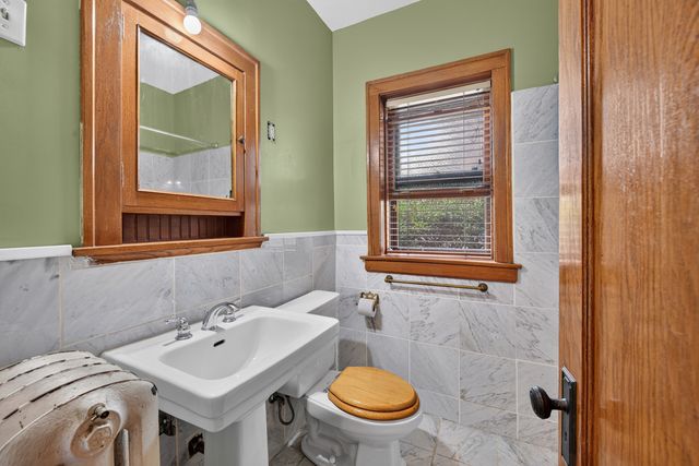 1100 S Scoville Avenue, Oak Park, IL 60304