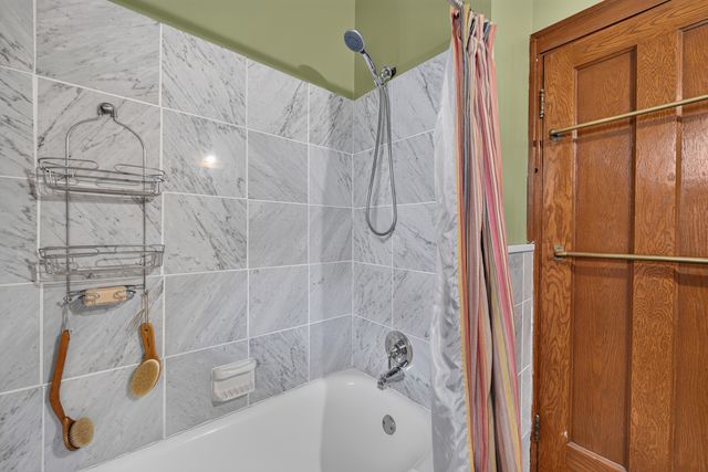 1100 S Scoville Avenue, Oak Park, IL 60304