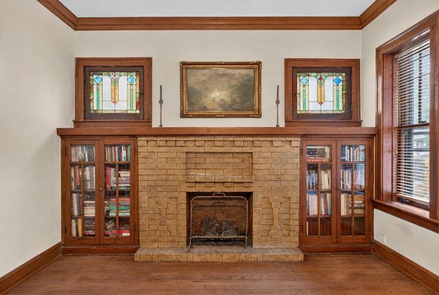 1100 S Scoville Avenue, Oak Park, IL 60304