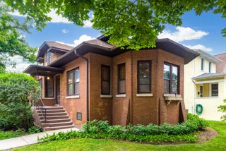 1100 S Scoville Avenue, Oak Park, IL 60304