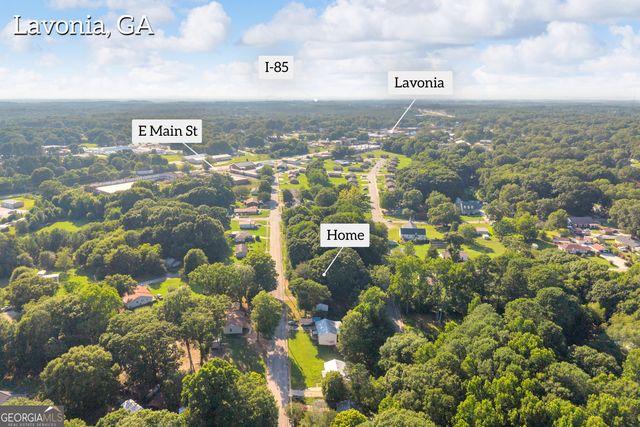 86 Textile Avenue, Lavonia, GA 30553
