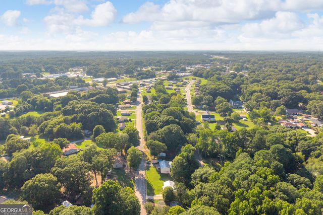 86 Textile Avenue, Lavonia, GA 30553