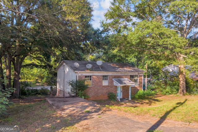 86 Textile Avenue, Lavonia, GA 30553