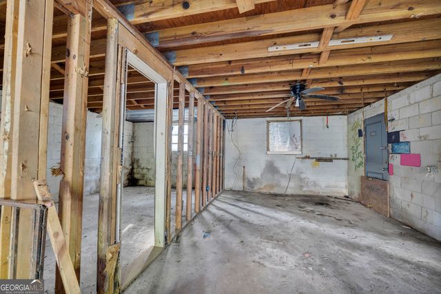 86 Textile Avenue, Lavonia, GA 30553