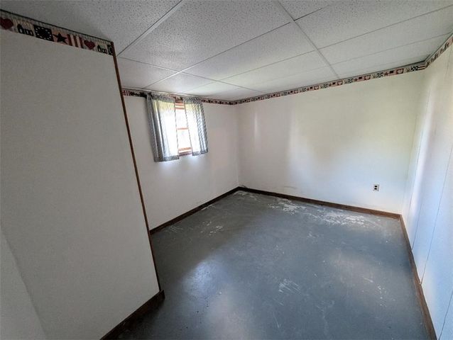 4096 Old Salt Rd, Niles, NY 13152