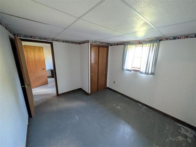 4096 Old Salt Rd, Niles, NY 13152