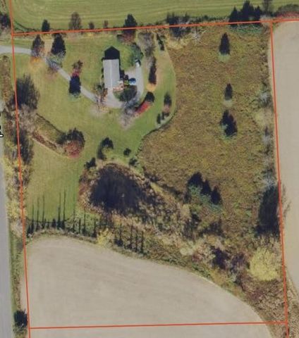 4096 Old Salt Rd, Niles, NY 13152