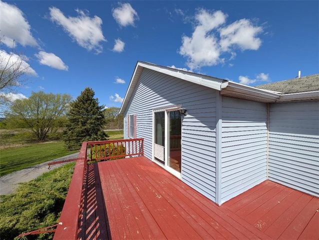 4096 Old Salt Rd, Niles, NY 13152