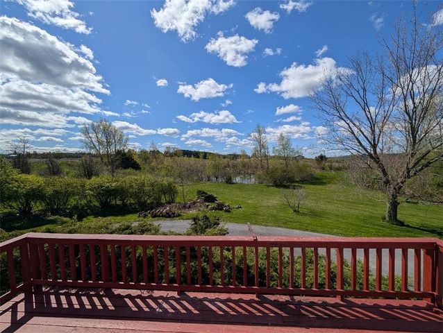 4096 Old Salt Rd, Niles, NY 13152