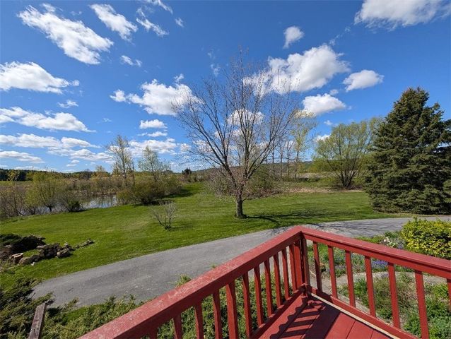 4096 Old Salt Rd, Niles, NY 13152