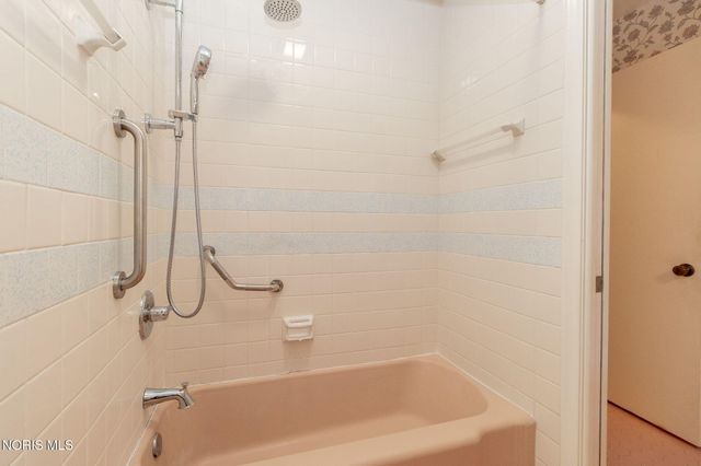5935 Winding Way Drive, Sylvania, OH 43560