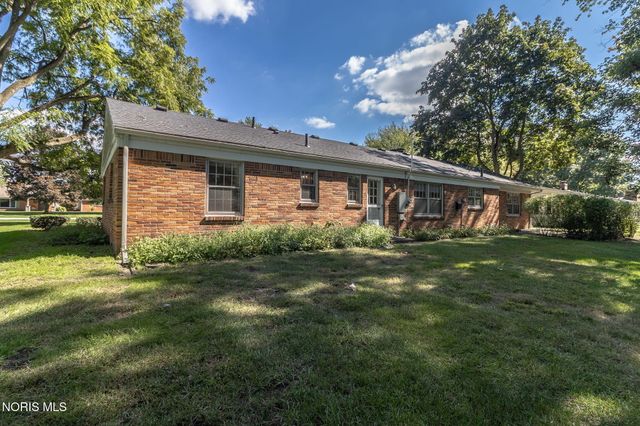 5935 Winding Way Drive, Sylvania, OH 43560
