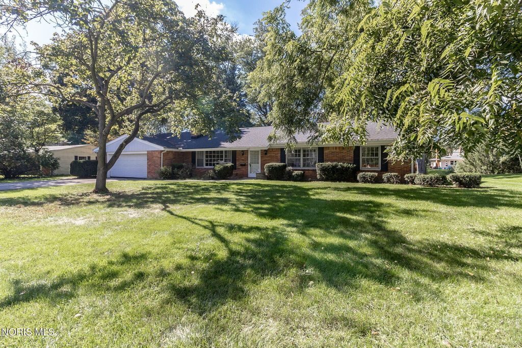 5935 Winding Way Drive, Sylvania, OH 43560