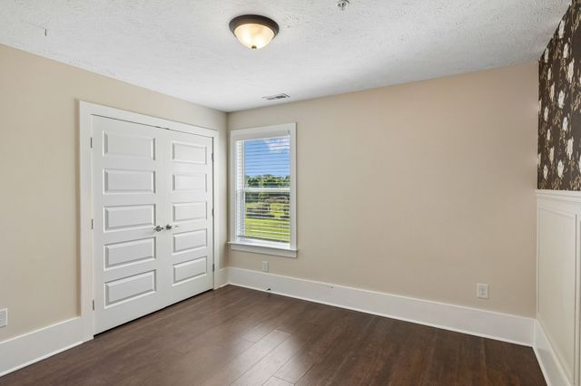 144 N Vine St, Ashland City, TN 37015