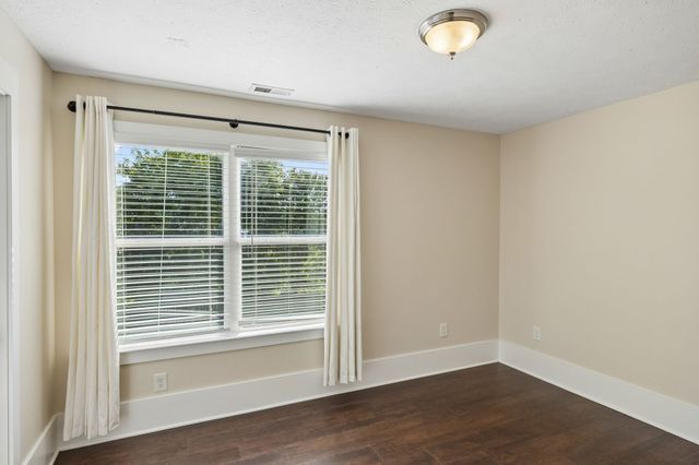 144 N Vine St, Ashland City, TN 37015