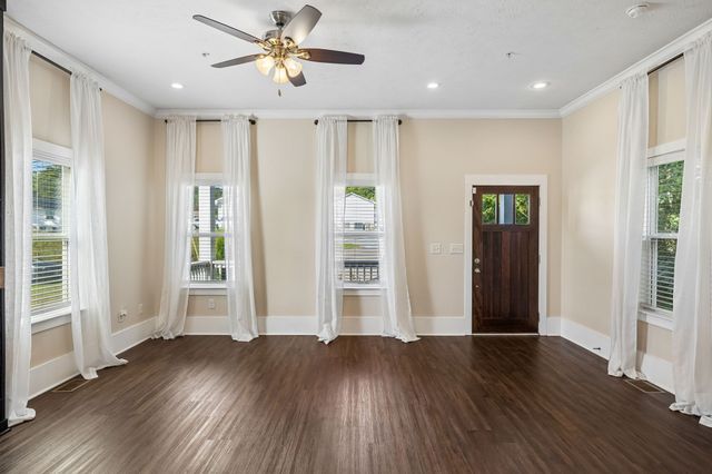 144 N Vine St, Ashland City, TN 37015