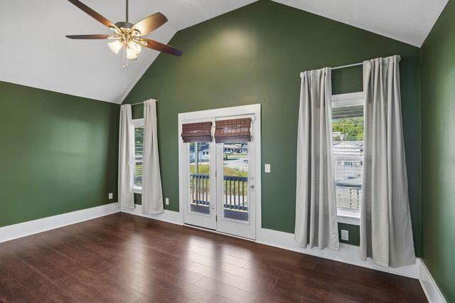 144 N Vine St, Ashland City, TN 37015