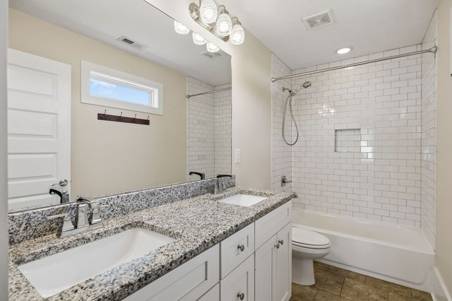 144 N Vine St, Ashland City, TN 37015