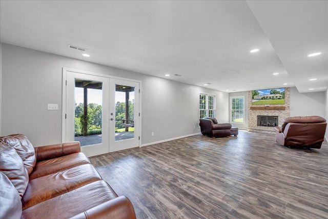5340 Sandy Ford RD, Blue Ridge, VA 24064