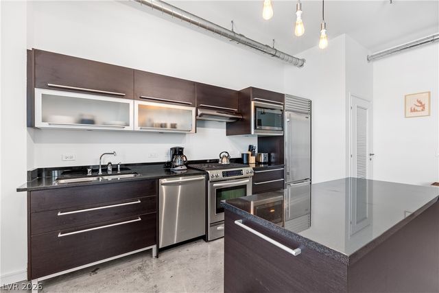 200 Hoover Avenue 1201, Las Vegas, NV 89101
