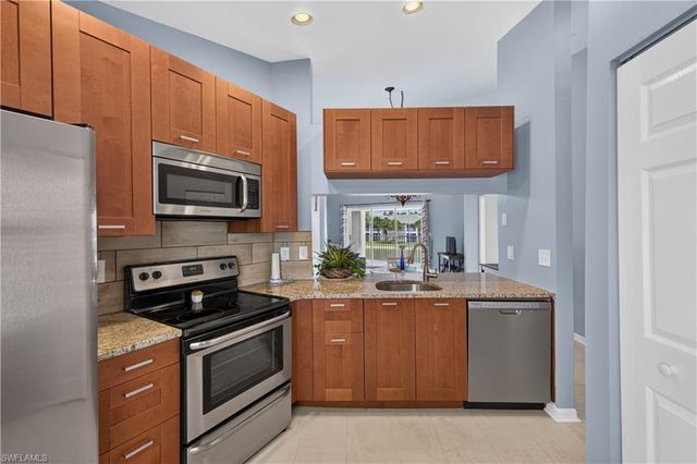 12065 Summergate CIR 203, Fort Myers, FL 33913