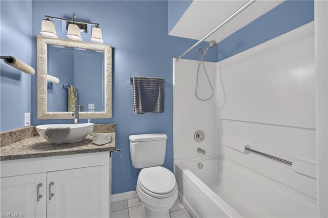 12065 Summergate CIR 203, Fort Myers, FL 33913