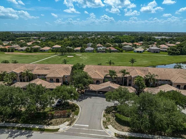 915 FAIRWAYCOVE LANE 201, Bradenton, FL 34212