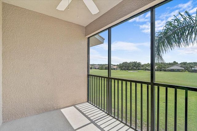 915 FAIRWAYCOVE LANE 201, Bradenton, FL 34212