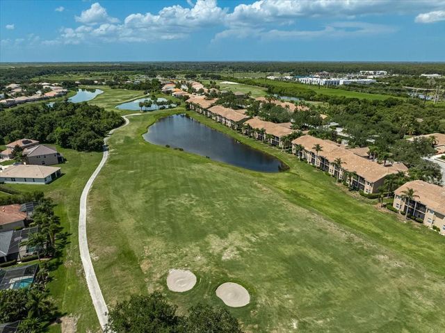 915 FAIRWAYCOVE LANE 201, Bradenton, FL 34212