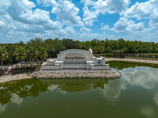 915 FAIRWAYCOVE LANE 201, Bradenton, FL 34212