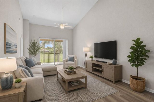 915 FAIRWAYCOVE LANE 201, Bradenton, FL 34212