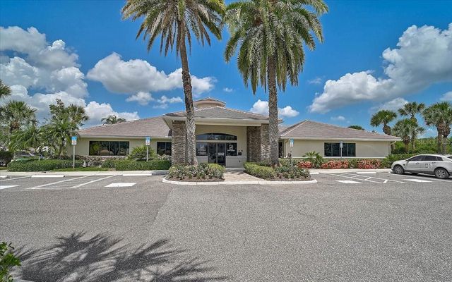 915 FAIRWAYCOVE LANE 201, Bradenton, FL 34212