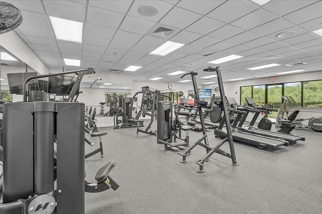 915 FAIRWAYCOVE LANE 201, Bradenton, FL 34212