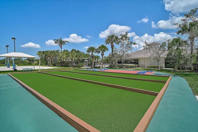 915 FAIRWAYCOVE LANE 201, Bradenton, FL 34212