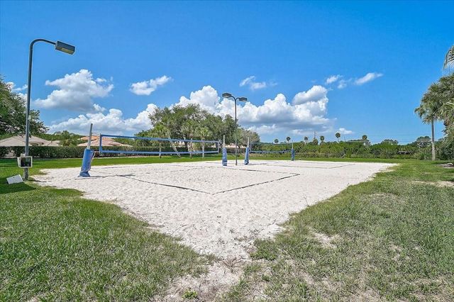 915 FAIRWAYCOVE LANE 201, Bradenton, FL 34212