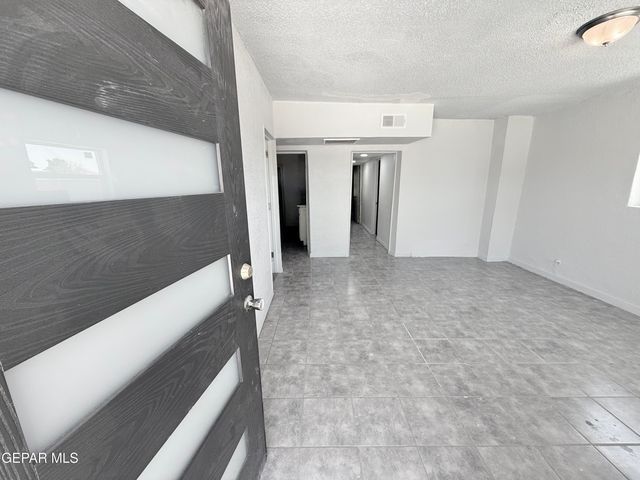 1921 E San Antonio Avenue, El Paso, TX 79901