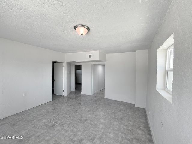 1921 E San Antonio Avenue, El Paso, TX 79901