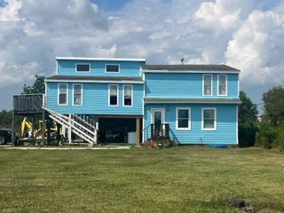 2125 Fairway Drive, Angleton, TX 77515